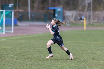 Bild 197 - wBJ VfL Pinneberg - Waldd�rfer SV : Ergebnis: 5:0
